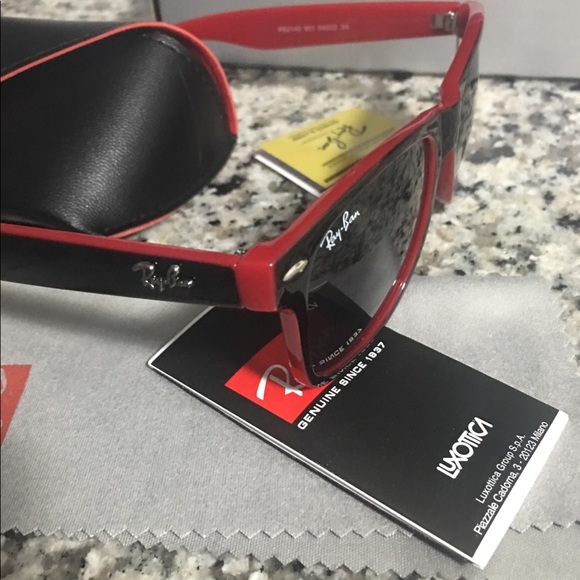 Ray-Ban Wayfarer - Picture 3 of 8